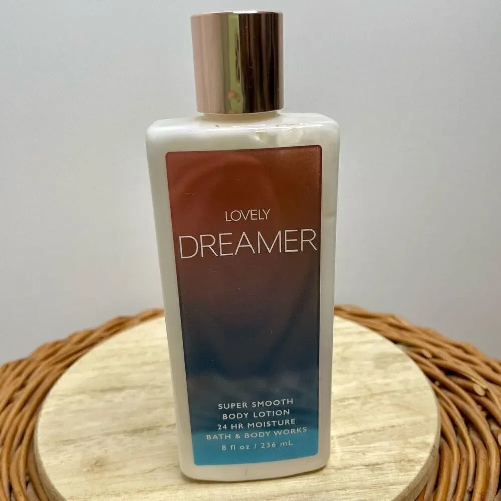 New Bath & Body Works Lovely Dreamer 24hr Moisture Lotion 8oz Rare‎ Discontinued